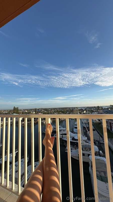 If you know me, you know I need to soak up some sun first th..
