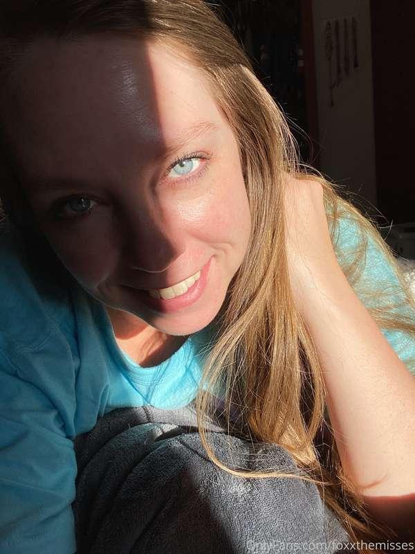 ***Photo dump Friday*** has struck again! Which is your favo..