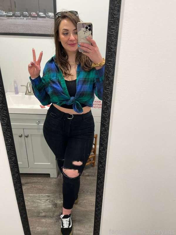 💗💗💗

#mommy #milf  #pawg #bubblebutt #fitness #butt #selfie  #leggings #sport