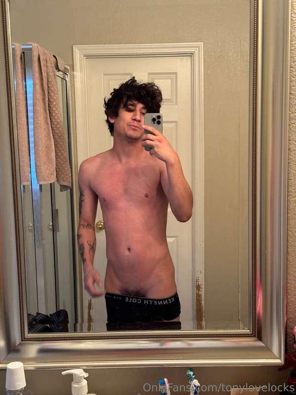 tonylovelocks image #4