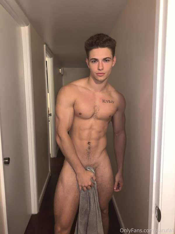 Just had a long, sweaty workout. Help me wash up 😈