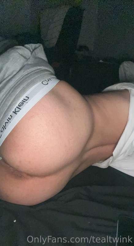 Hi welcome to my Only Fans, I’ll be posting pics and videos ..