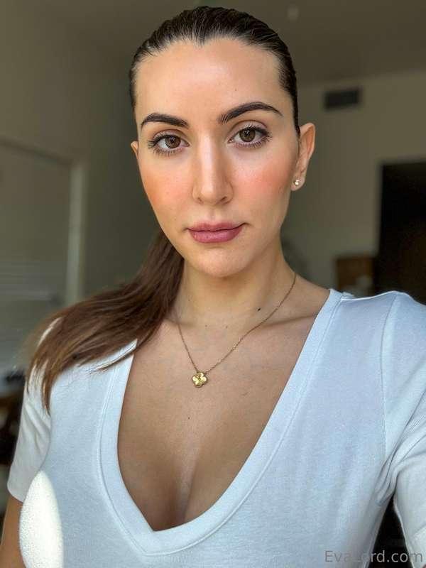 Mommy hopes you're having a good day 😌☀️