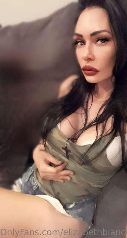 @janexvip 
Something simply seductive about this.. check out..