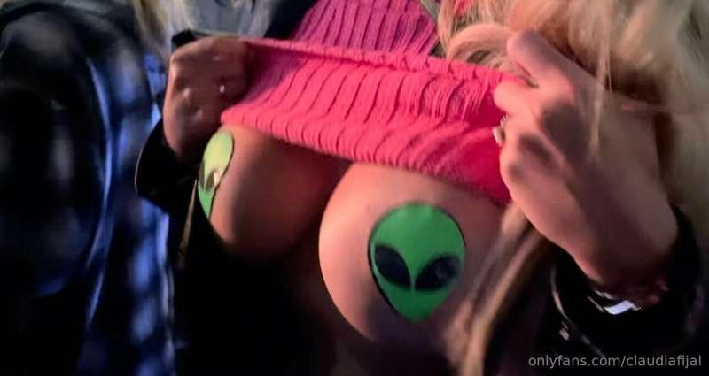 Can’t take me anywhere 👽