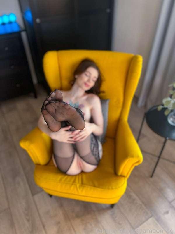 Cute feet for you 🥰

#fyp #feet #pussy #boobs #footfetish #soles #gfe #pantyhose #tights #stockings
