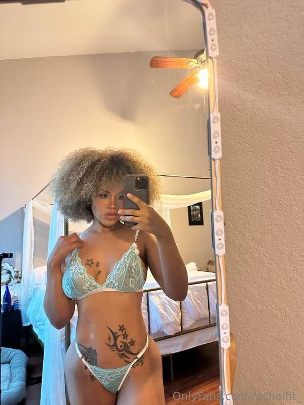 i kinda wanna break some rules today 🤭
