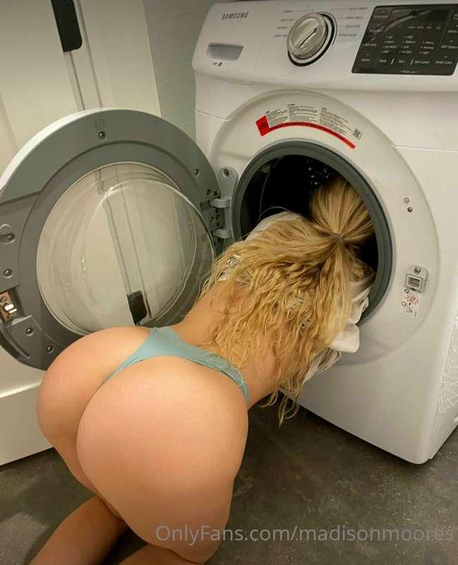 i can only get **unstuck** with a **fuck**
*comment an 🍆 to ..