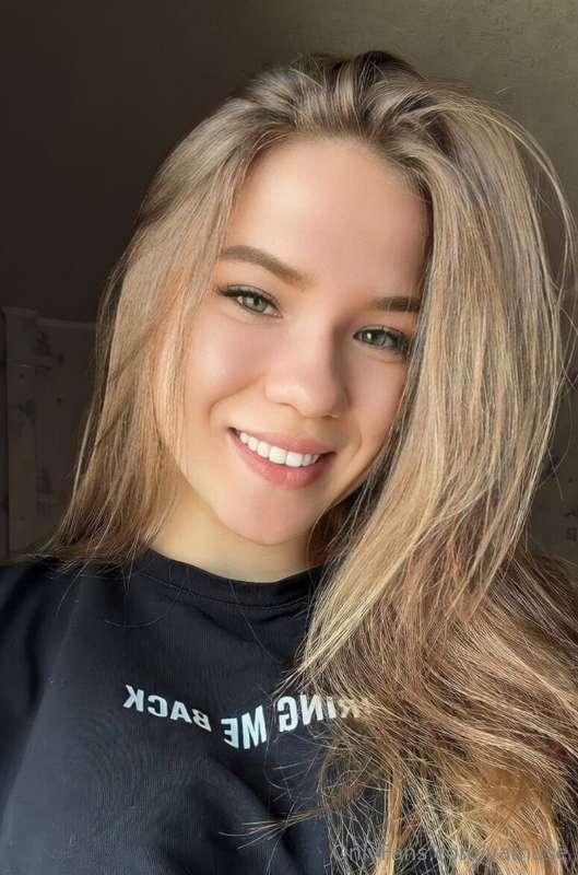 🔥FIRE GIRL 🔥       
 Today @augustlady I can give myself to ..