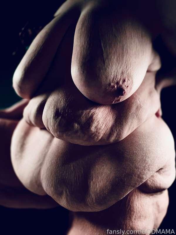 𝘚𝘜𝘙𝘗𝘓𝘜𝘚 𝘖𝘍 𝘚𝘖𝘔𝘌𝘛𝘏𝘐𝘕𝘎 𝘚𝘖𝘍𝘛 𝘚𝘈𝘎𝘎𝘠 &amp; 𝘞𝘈𝘙𝘔

#FYP #FAT #SSBBW #THICK #CHUBBY #CURVY #CURVYGIRL #CHUBBYGIRL #BIGBOOBS 
