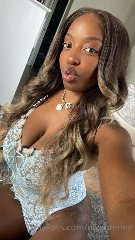 niyahrenee main image