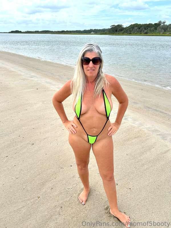 momof5booty image #10
