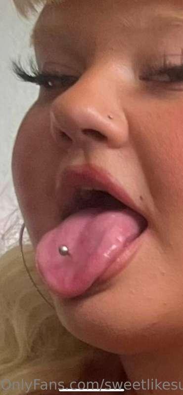 What are everyone’s kinks/fetishes (if any)  ?! Comment belo..