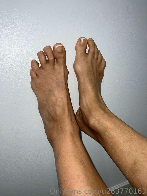 Do you think I’m ticklish? 👀😜