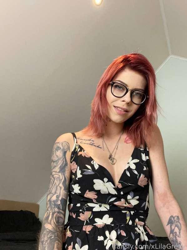 Do you like me in this dress 😘