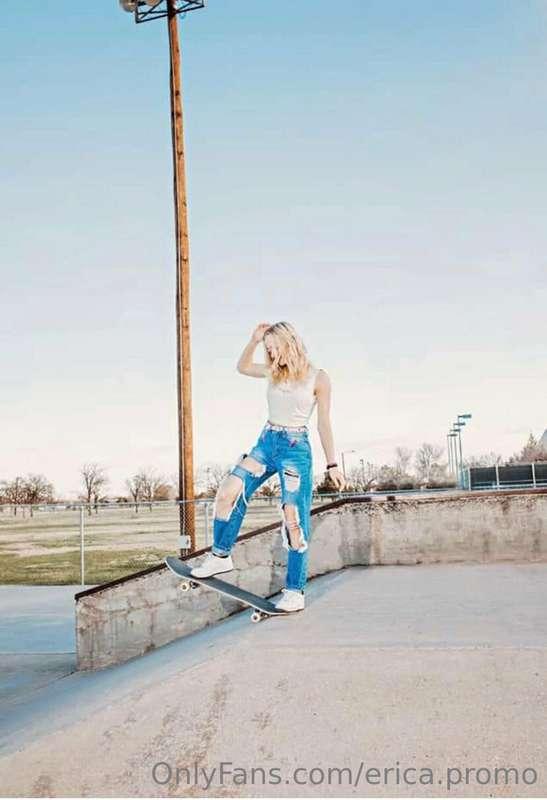 I know it’s not your birthday, but I’ve got a gift for you t..