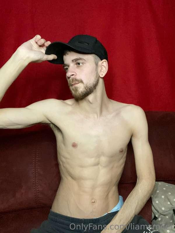 Guess who’s live on chaturbate   Username; Nippleberry