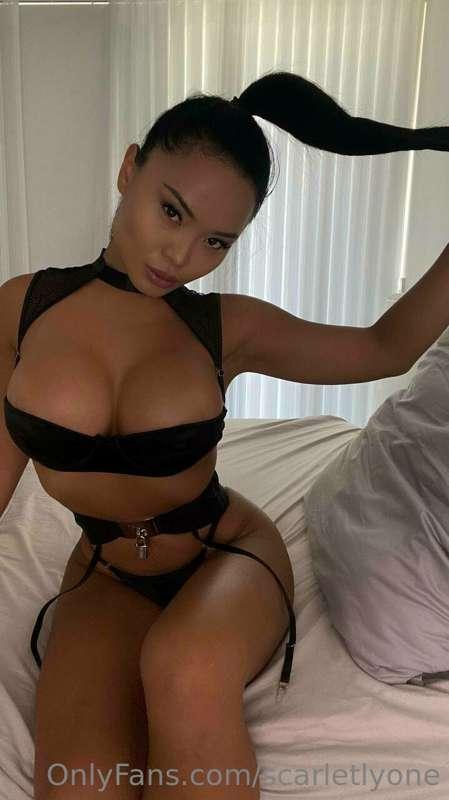 My tits would fit perfectly in your manly hands 🥰. Don’t you..