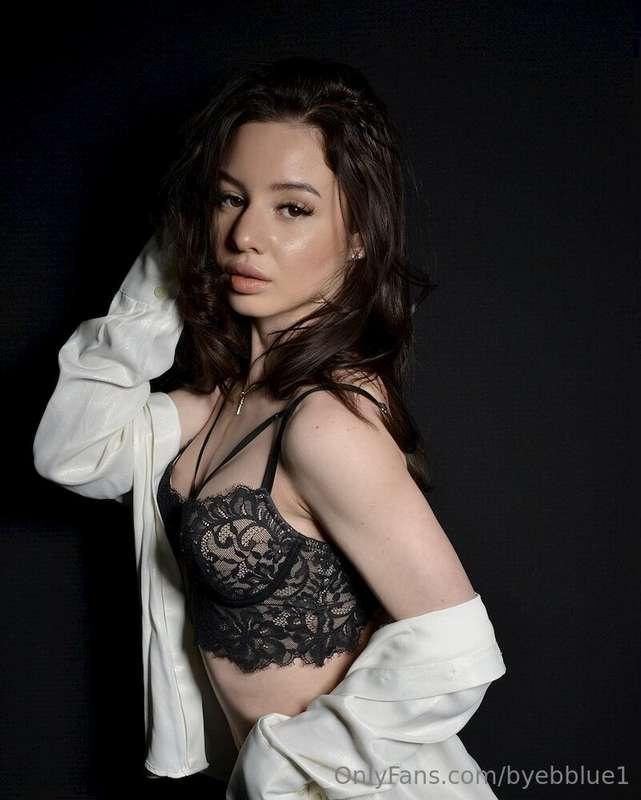 FREE FOR TODAY ONLY💋@liza_move 😍 Want to see me in totally d..