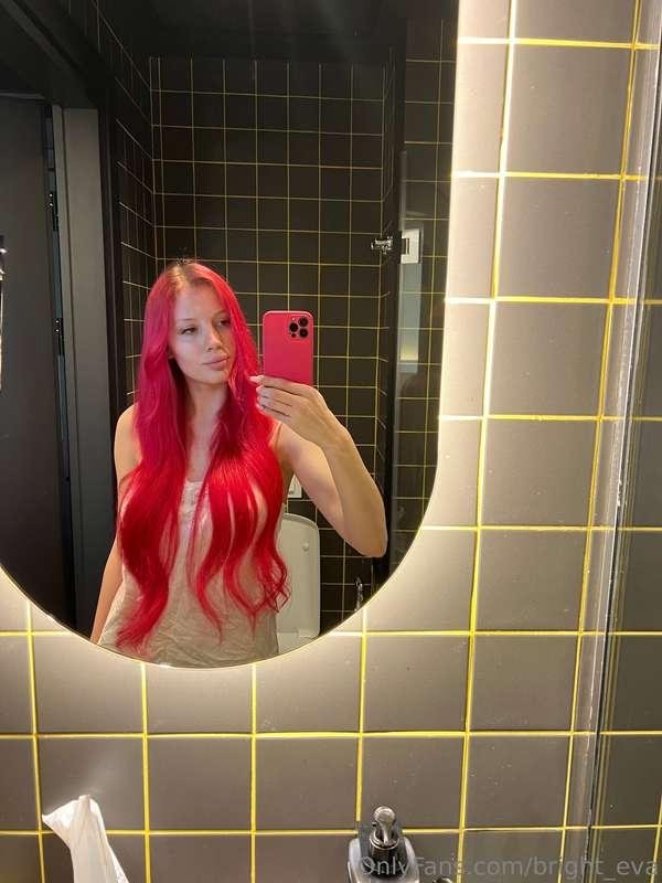 Selfies in the mirror are always the best😋