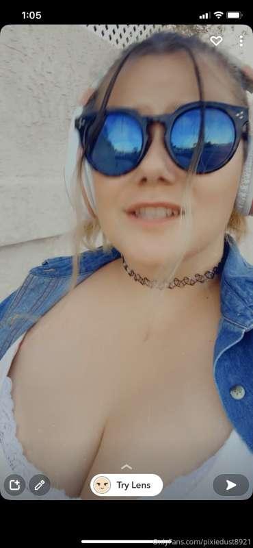 Here’s an accidental selfie!!! Just for you u956591
