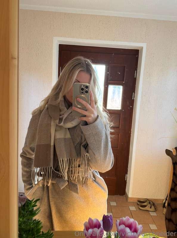 victoriaschneider image #0