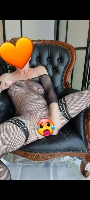 I'm excited to share this solo play video soon! I'm using my..