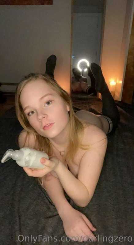 Can I get a massage please🥰🥺