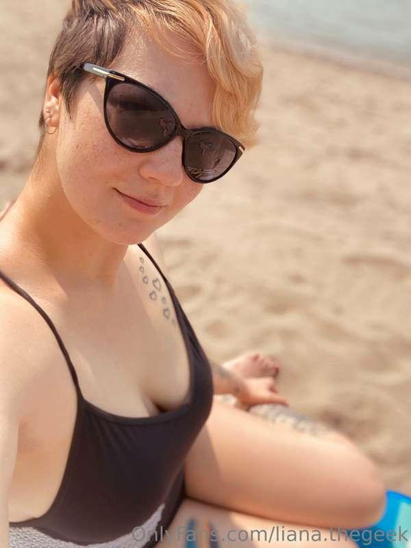 Beach day! ☀️🌊