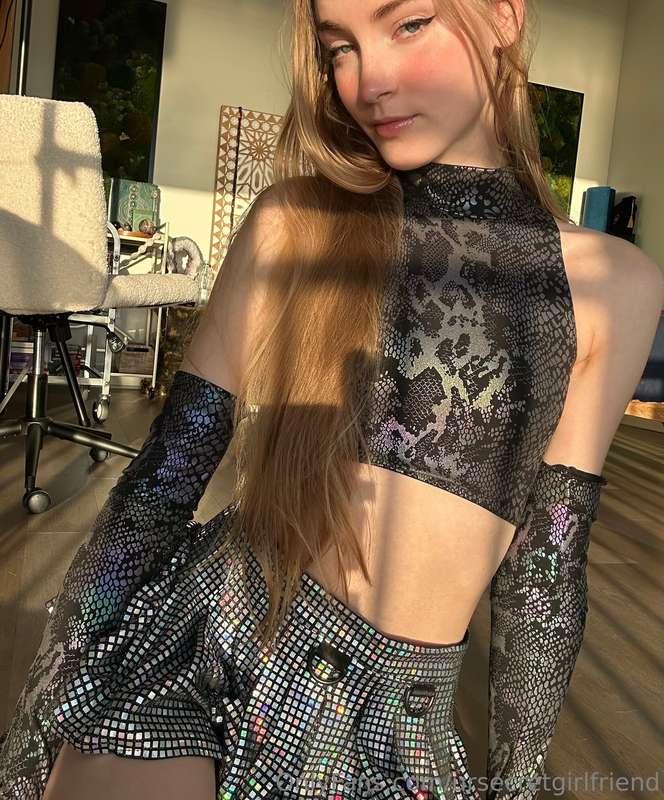 Good morning 😚 excited to see what the day has in store for ..