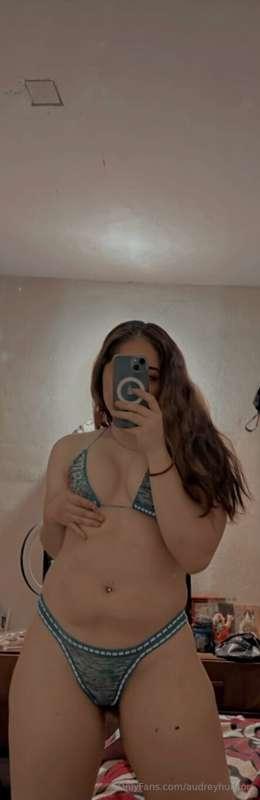 mirror mirror on the wall whos the sexiest of them all😏💃