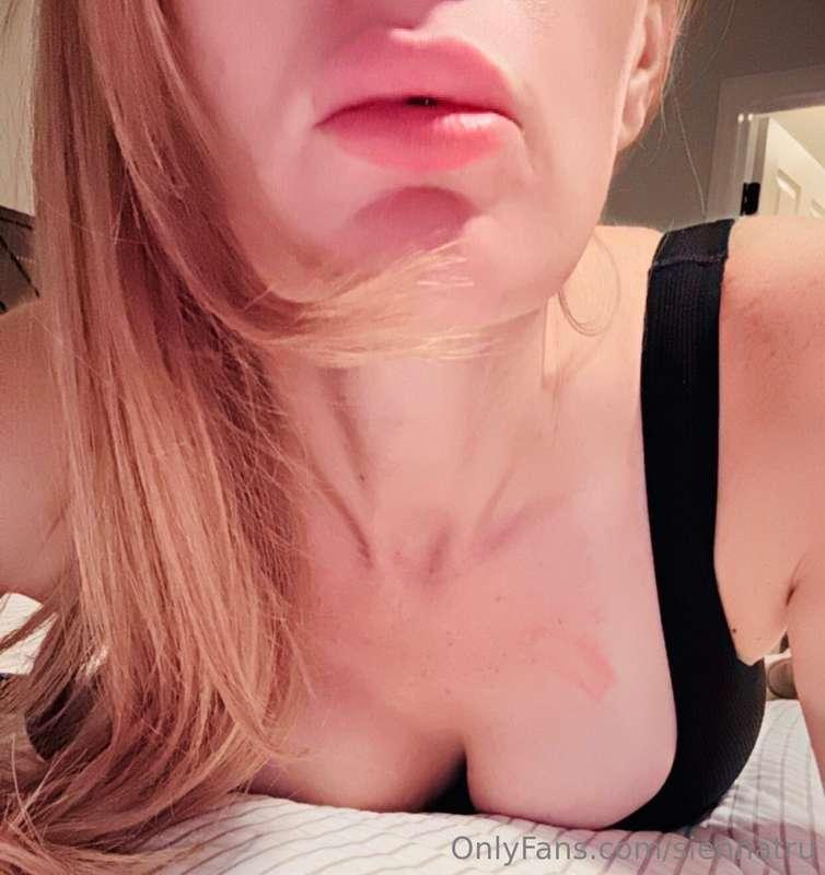 Help me free the tiddies!Can’t wait to talk to you. 😈