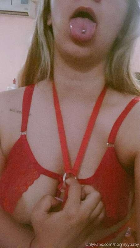 Hi honey, I want to buy toys and sexy clothes, could you hel..