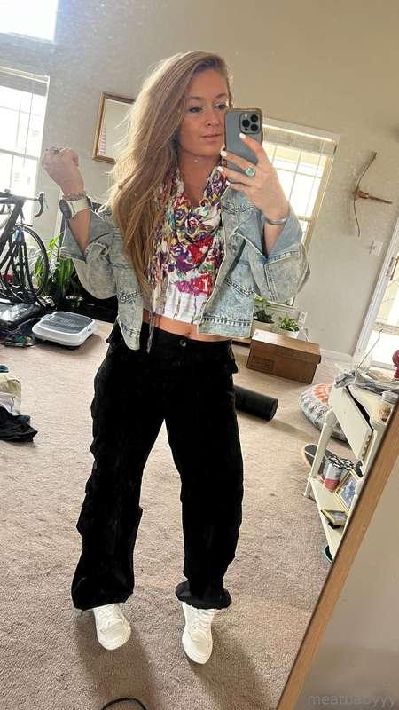 i need bikini weather asap babes this winter has me in too m..