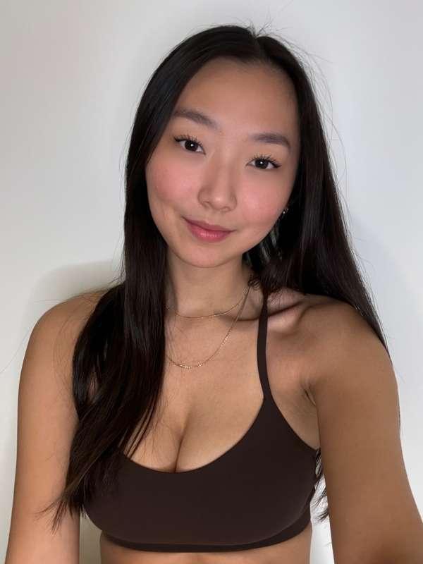 is brown a cute colour on me? 😊
