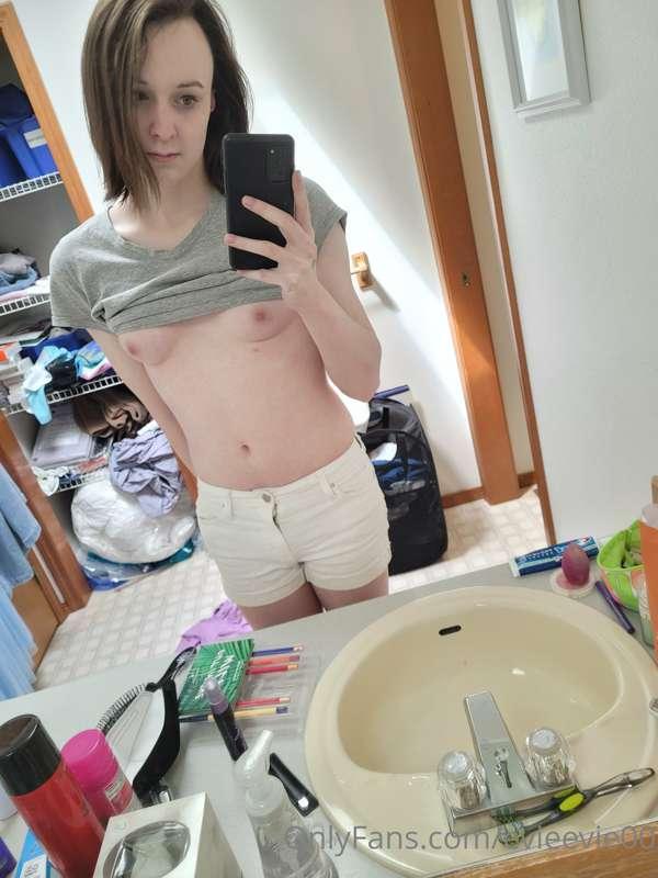 Hangover titties just for you <3