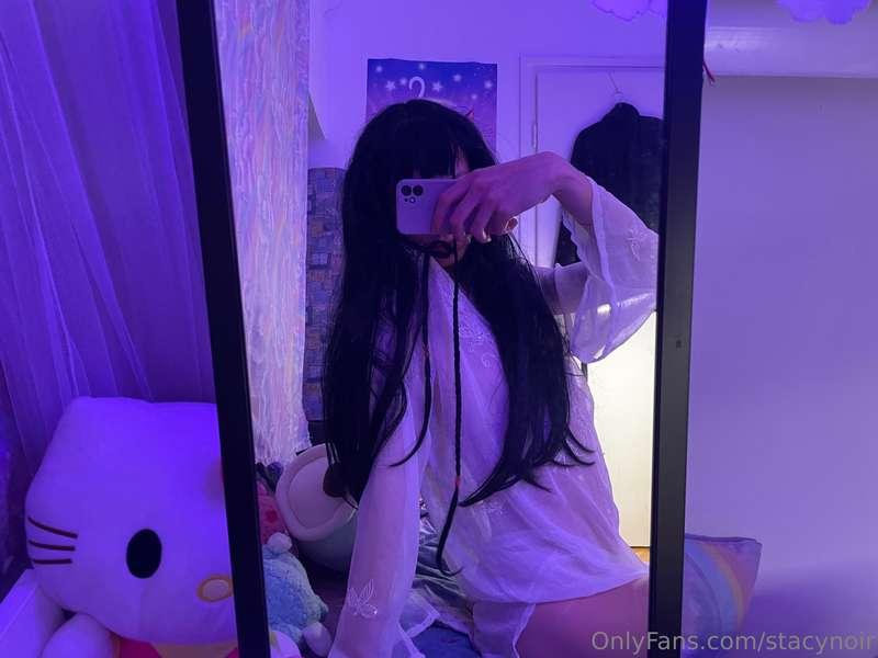 is it just me or this looks like a ghost outfit?👻what if I j..