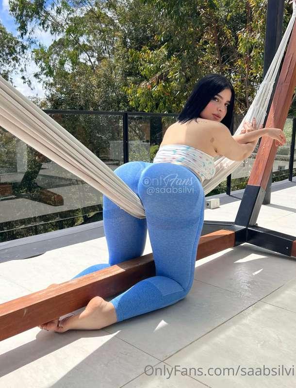 Come on daddy, your 🍑 ***big ass*** 🍑 is waiting for you.🔥