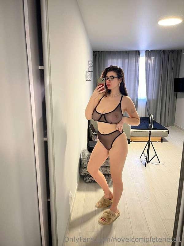 This is my fav lingerie
a transparent one.. you can see ever..