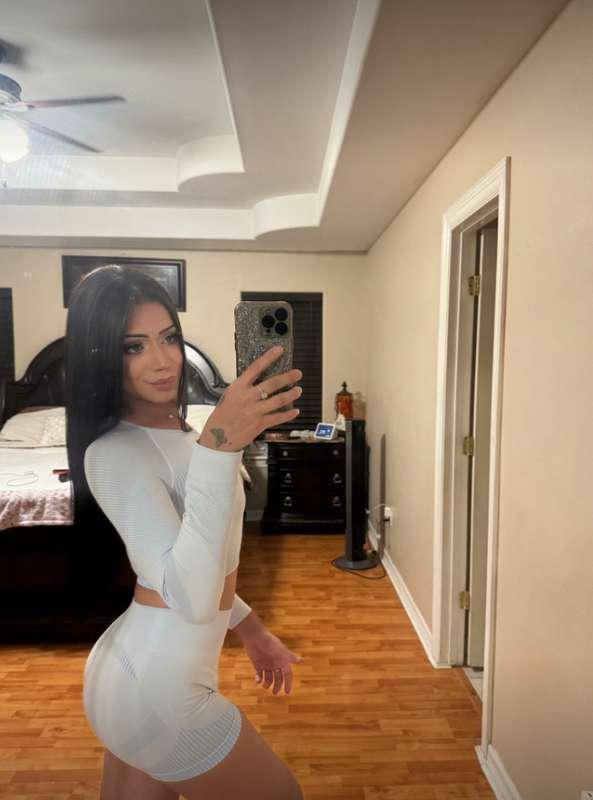 tgirltaylor main image