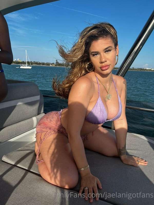 I love the ocean... 🌊