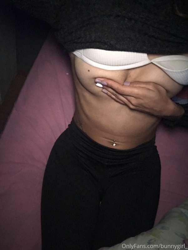 do you want to see more? Talk to me by Private 😏💋
quieres ve..