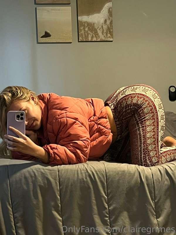 My Airbnb had a giant mirror… you know what that’s good for😵