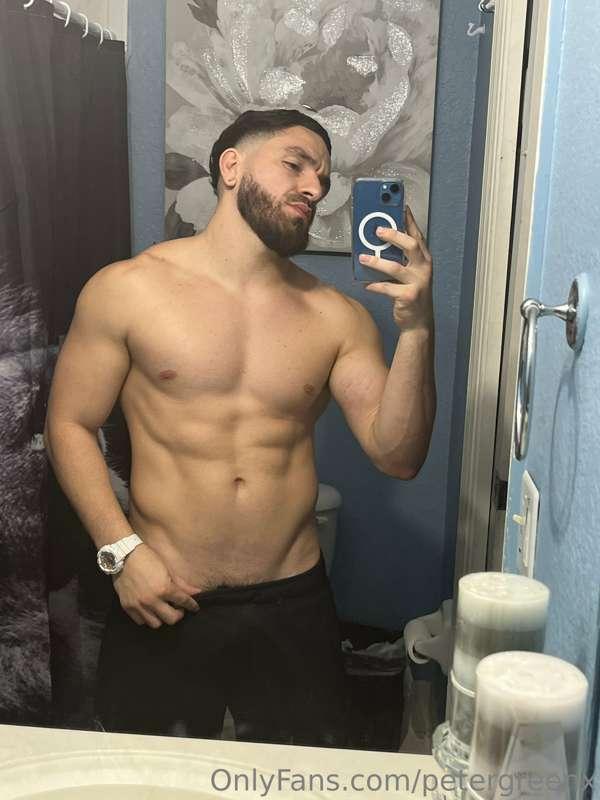 Good morning guys, love you all so much. I hope you have a b..
