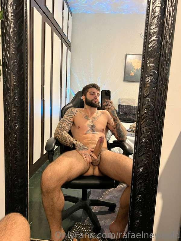 🍆😏