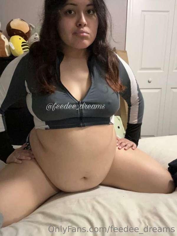 My belly hang for you to just fondle it