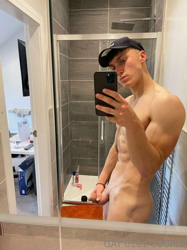 Message me and try and get masters cock hard…