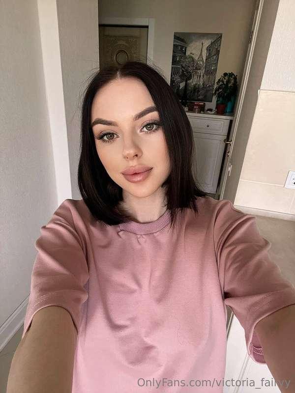 I dream about strong hugs and real warmth. Do you want to be..