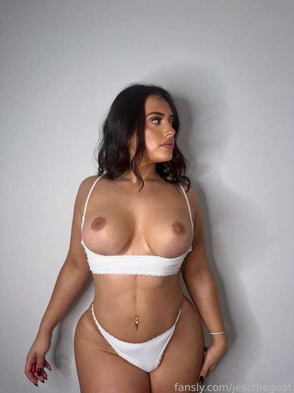 Suck them baby👅