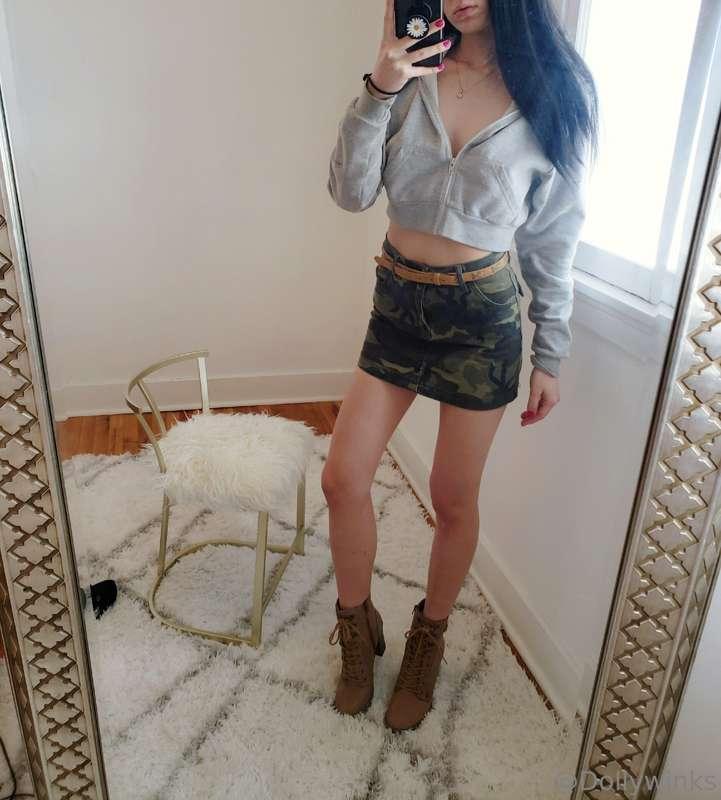 is this a cute outfit? 💗